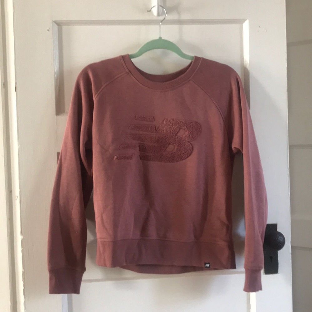 new balance cropped sweatshirt